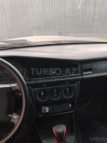Mercedes 190 1990, 335,000 km - 1.8 l - Ağcabədi