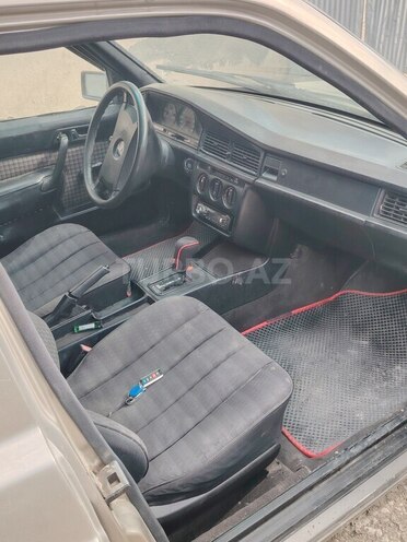 Mercedes 190 1990, 335,000 km - 1.8 l - Ağcabədi