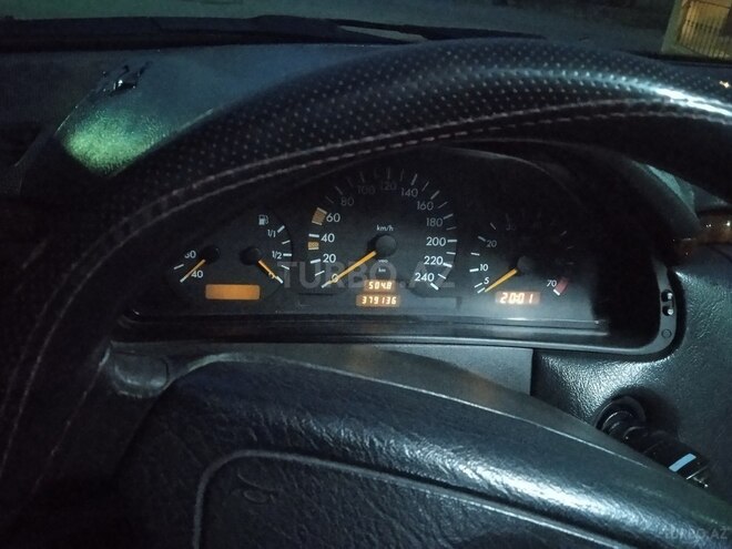Mercedes E 230 1996, 379,000 km - 2.3 л - Bakı