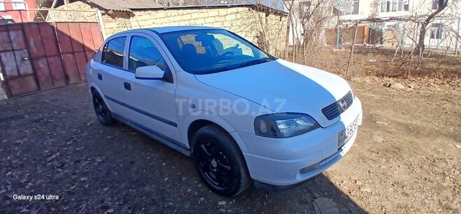 Opel Astra 2000, 320,000 km - 1.6 л - Lerik