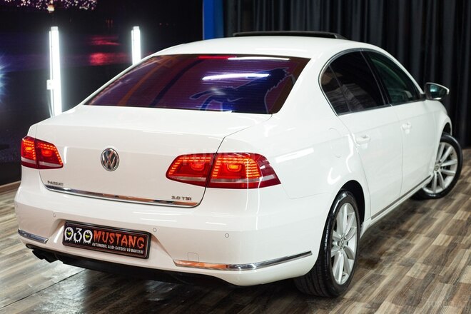 Volkswagen Passat 2013, 179,000 km - 2.0 л - Sumqayıt
