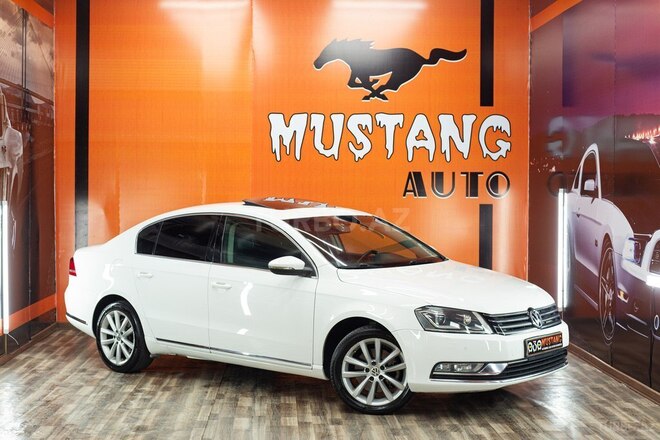 Volkswagen Passat 2013, 179,000 km - 2.0 л - Sumqayıt