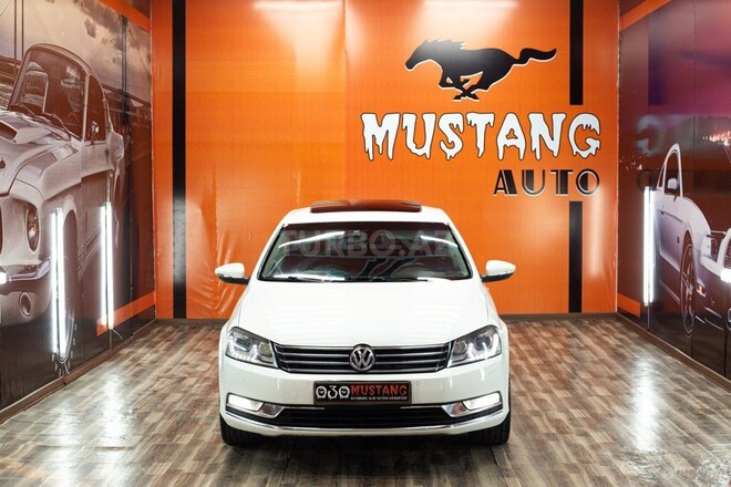 Volkswagen Passat 2013, 179,000 km - 2.0 л - Sumqayıt