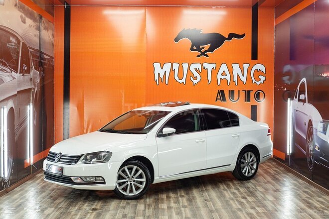 Volkswagen Passat 2013, 179,000 km - 2.0 л - Sumqayıt