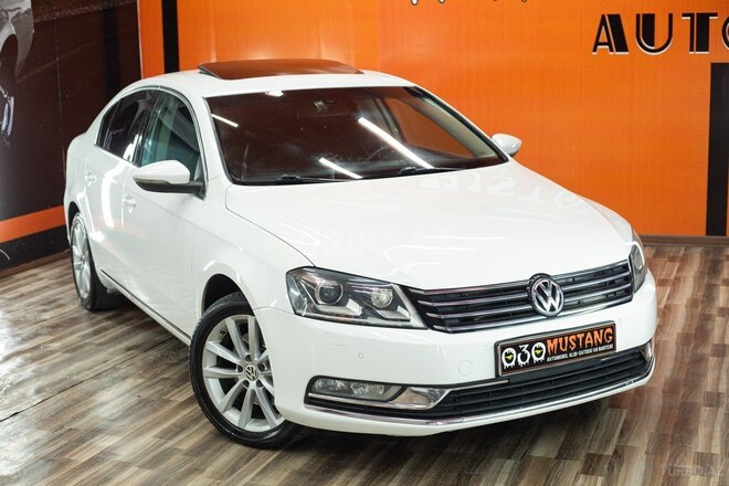 Volkswagen Passat 2013, 179,000 km - 2.0 л - Sumqayıt