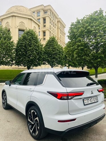 Mitsubishi Outlander 2022, 42,000 km - 1.5 l - Bakı