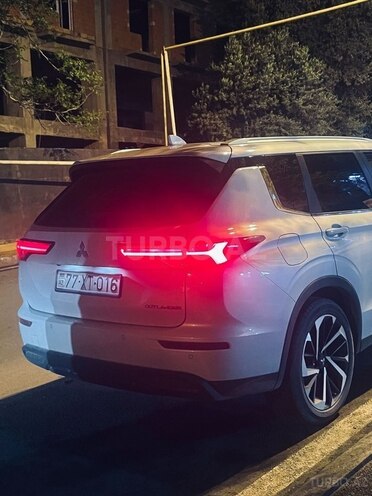Mitsubishi Outlander 2022, 42,000 km - 1.5 l - Bakı