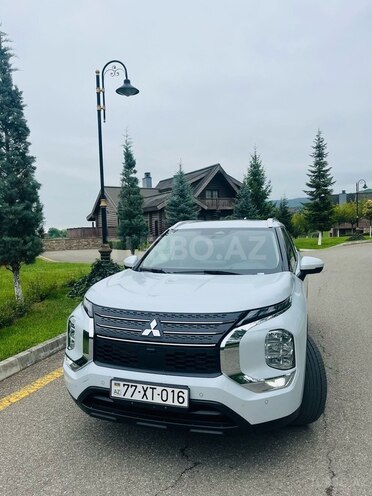 Mitsubishi Outlander 2022, 42,000 km - 1.5 l - Bakı