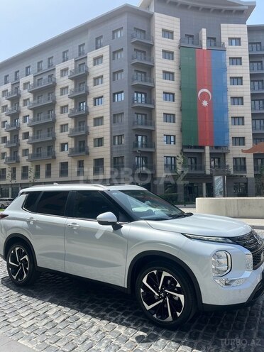Mitsubishi Outlander 2022, 42,000 km - 1.5 l - Bakı