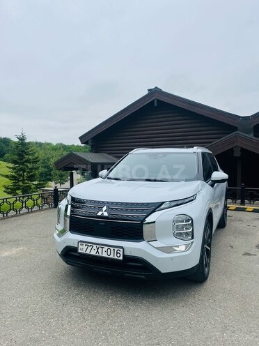 Mitsubishi Outlander 2022, 42,000 km - 1.5 l - Bakı