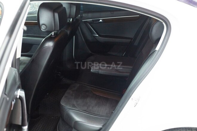 Volkswagen Passat 2013, 179,000 km - 2.0 л - Sumqayıt