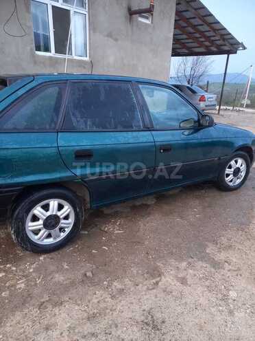 Opel Astra 1994, 372,377 km - 1.7 l - Quba
