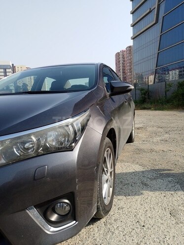 Toyota Corolla 2015, 211,000 km - 1.6 l - Bakı