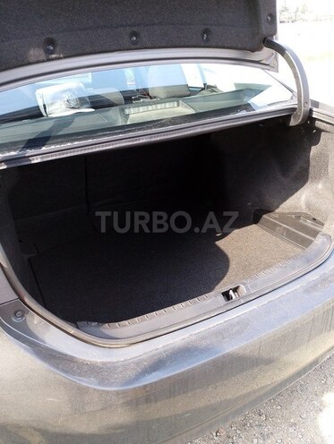 Toyota Corolla 2015, 211,000 km - 1.6 l - Bakı