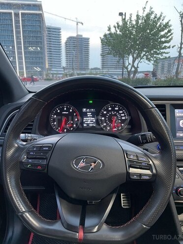 Hyundai Elantra 2018, 113,000 km - 1.6 л - Bakı