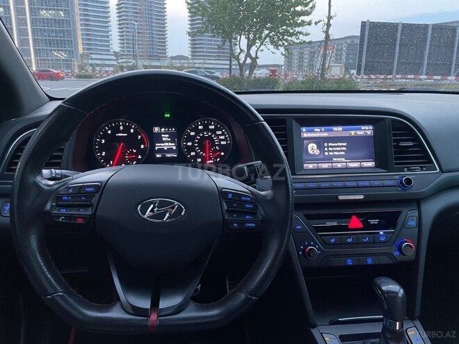 Hyundai Elantra 2018, 113,000 km - 1.6 л - Bakı