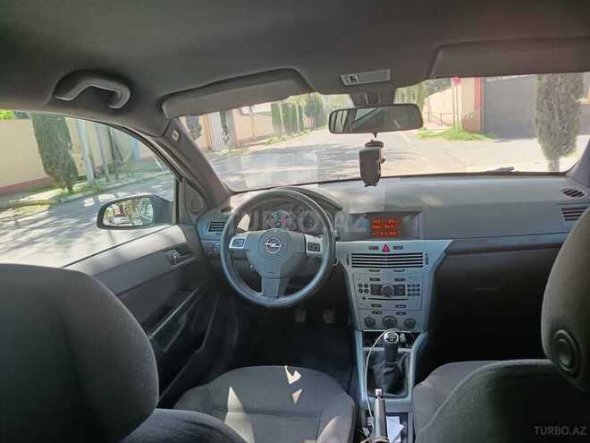 Opel Astra 2009, 284,000 km - 1.4 l - Bakı