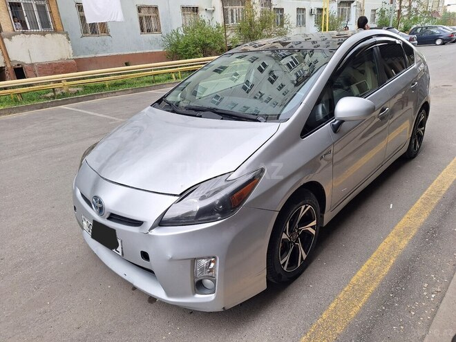 Toyota Prius 2011, 310,000 km - 1.8 l - Bakı