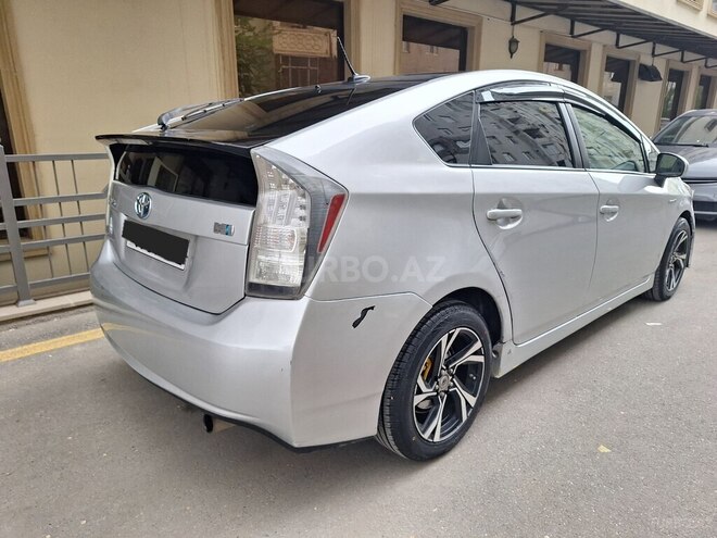 Toyota Prius 2011, 310,000 km - 1.8 l - Bakı