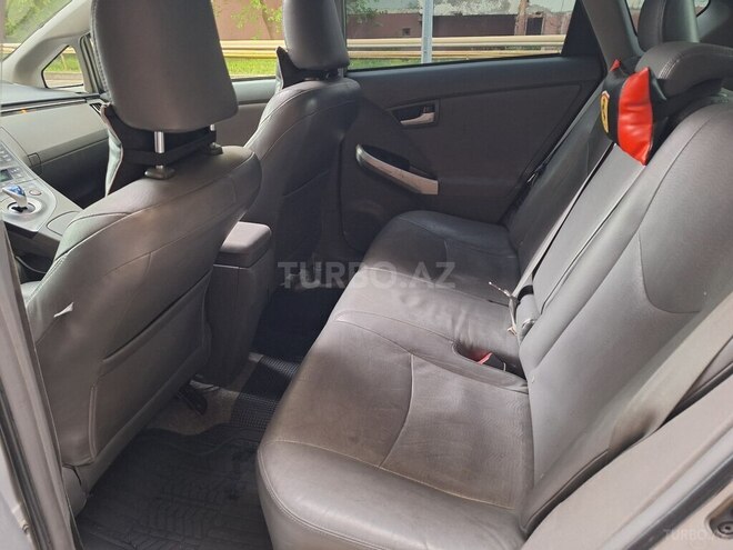 Toyota Prius 2011, 310,000 km - 1.8 l - Bakı