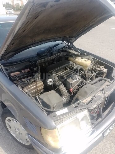 Mercedes E 250 1994, 516,000 km - 2.5 l - Bakı