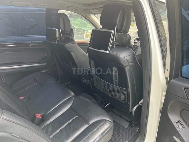 Mercedes GL 550 2010, 145,000 km - 5.5 л - Bakı