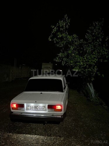 LADA (VAZ) 2107 2001, 90,000 km - 1.6 l - Qusar