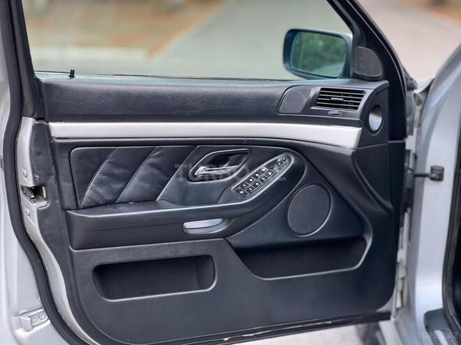BMW 525 2000, 334,000 km - 2.5 l - Sumqayıt