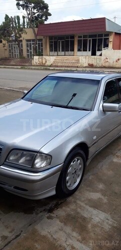 Mercedes C 240 1998, 302,000 km - 2.4 l - Qazax