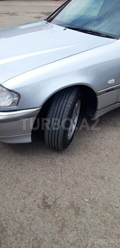 Mercedes C 240 1998, 302,000 km - 2.4 l - Qazax