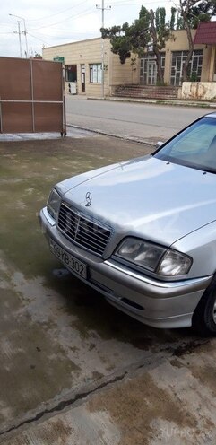 Mercedes C 240 1998, 302,000 km - 2.4 l - Qazax
