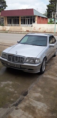 Mercedes C 240 1998, 302,000 km - 2.4 l - Qazax
