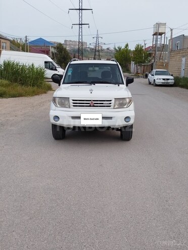 Mitsubishi Pajero io 1999, 180,000 km - 1.8 l - Bakı