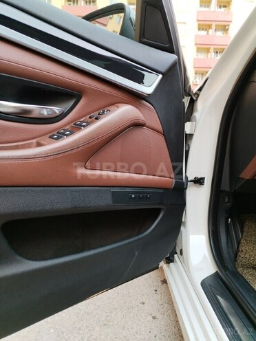 BMW 520 2014, 178,000 km - 2.0 l - Bakı