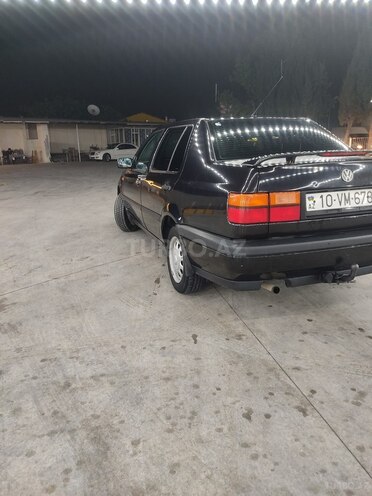 Volkswagen Vento 1995, 509,000 km - 1.8 l - Gəncə