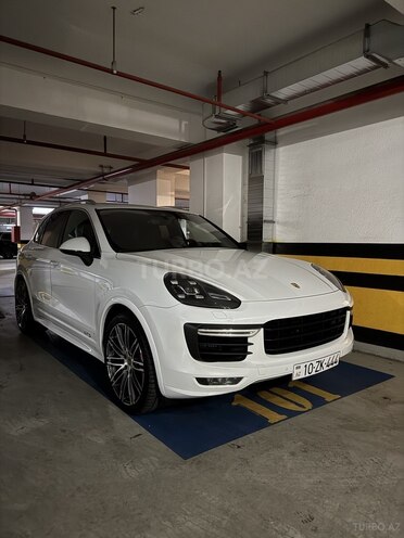 Porsche Cayenne GTS 2015, 165,000 km - 3.6 л - Bakı