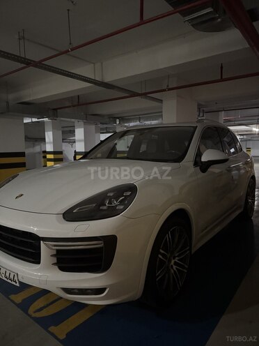 Porsche Cayenne GTS 2015, 165,000 km - 3.6 л - Bakı