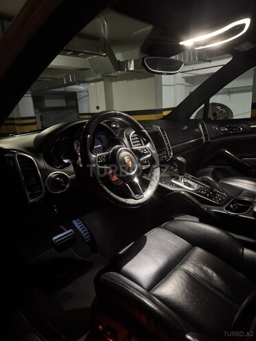 Porsche Cayenne GTS 2015, 165,000 km - 3.6 л - Bakı