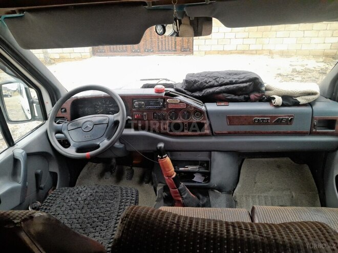 Mercedes Sprinter 312 1999, 231,680 km - 2.9 л - Şirvan