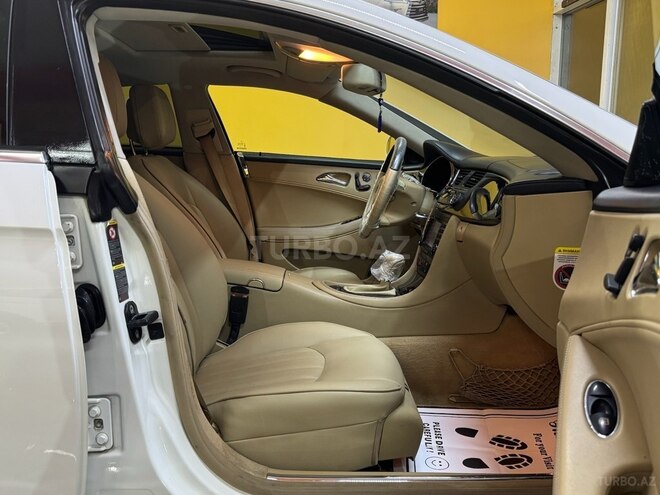 Mercedes CLS 350 2008, 235,000 km - 3.5 l - Sumqayıt