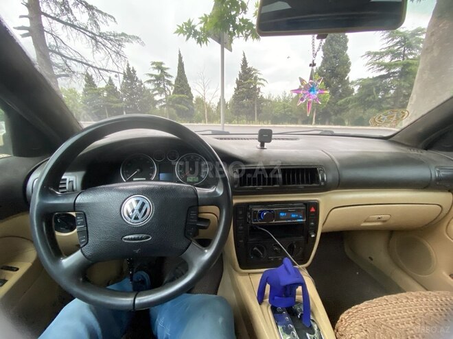 Volkswagen Passat 2003, 243,754 km - 1.8 l - Gəncə