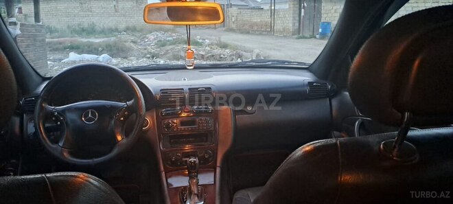 Mercedes C 200 2000, 220,000 km - 2.0 l - Sumqayıt