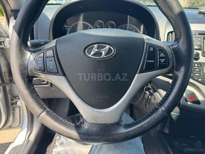 Hyundai i30 2009, 311,900 km - 1.6 л - Tovuz