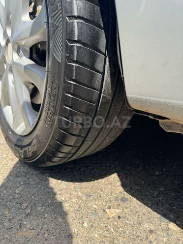 Hyundai i30 2009, 311,900 km - 1.6 л - Tovuz