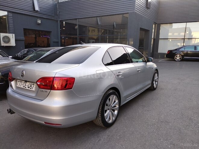 Volkswagen Jetta 2014, 168,000 km - 1.8 л - Bakı