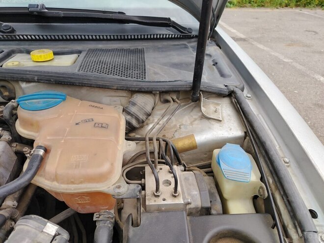 Volkswagen Passat 2004, 420,000 km - 1.8 l - Cəlilabad