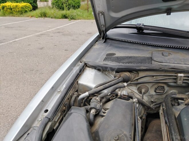 Volkswagen Passat 2004, 420,000 km - 1.8 l - Cəlilabad