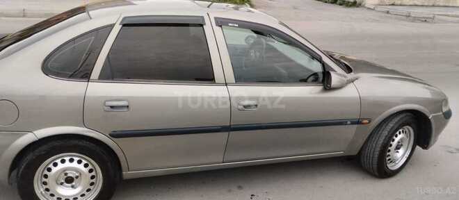 Opel Vectra 1997, 239,000 km - 1.8 l - Xaçmaz