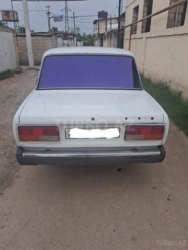 LADA (VAZ) 2107 2009, 98,000 km - 1.6 l - Salyan