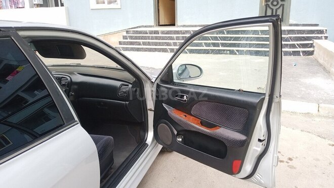 Hyundai Sonata 2002, 398,000 km - 2.0 l - Bakı